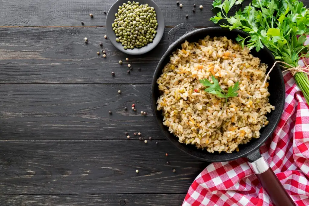 healthy brown rice in the bowl
